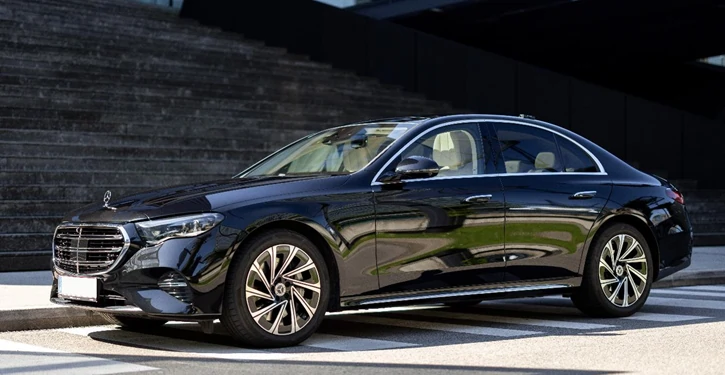 mb-e-class-front-slider