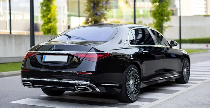 mb-maybach-rear-view-slider-two