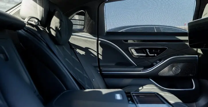 mb-maybach-rear-view-slider